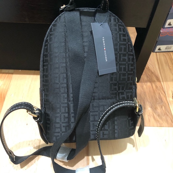 Tommy Hilfiger backpack 🎒 - Picture 9 of 13